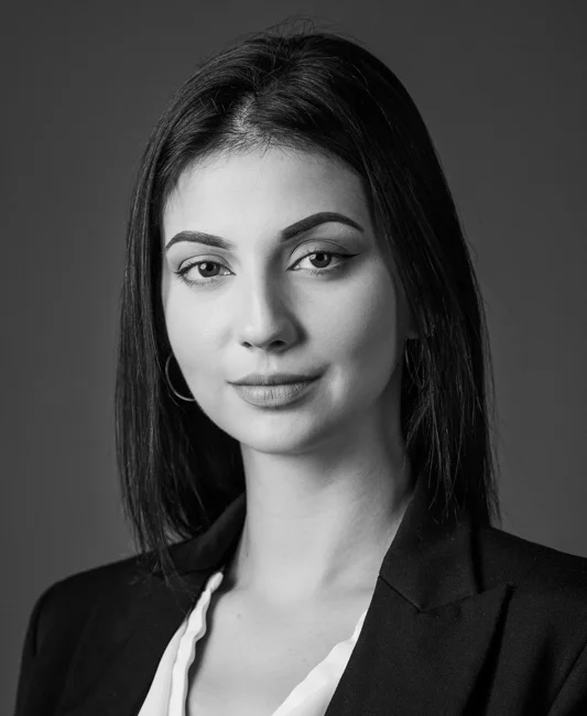 Margarita Mitkova - Associate