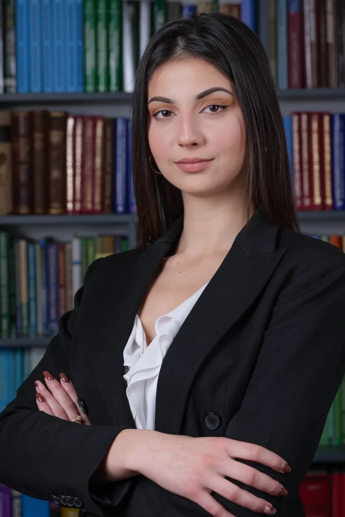 Margarita Mitkova - Associate